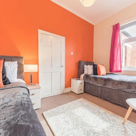 Holiday home *king Bed* Luxury Centre House Barrow-in-Furness