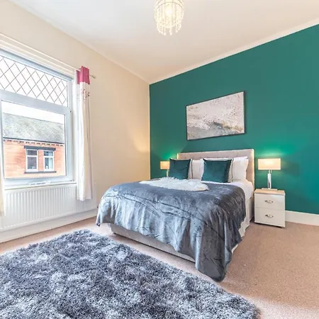 *king Bed* Luxury Centre House * Barrow-in-Furness